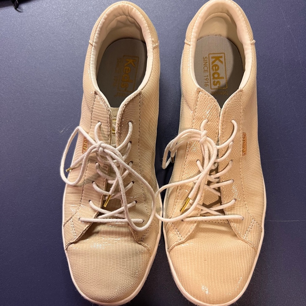 Women’s Keds Tennis Shoes 9.5